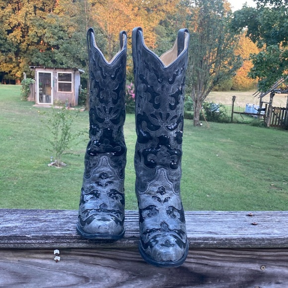 Corral vintage boots.  Women’s Size 7 1/2. - Picture 4 of 9